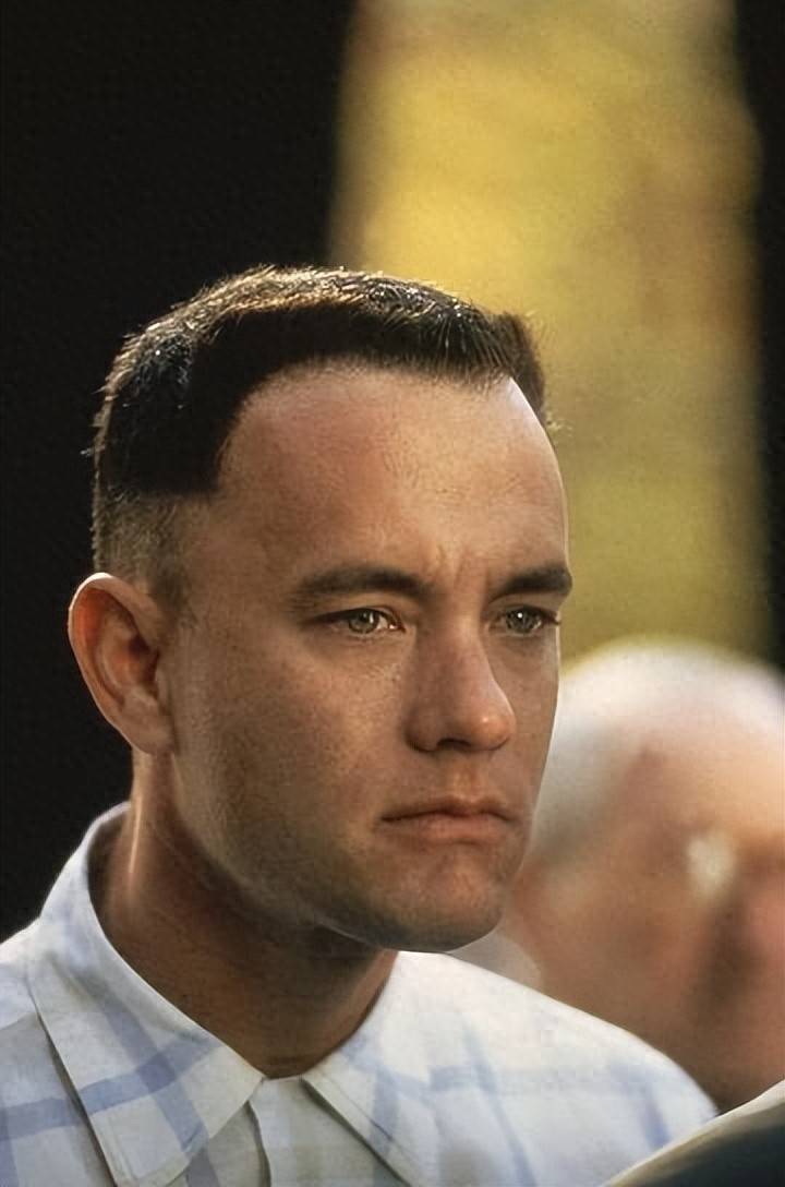 《阿甘正传》:生命的奇迹与人性的探索