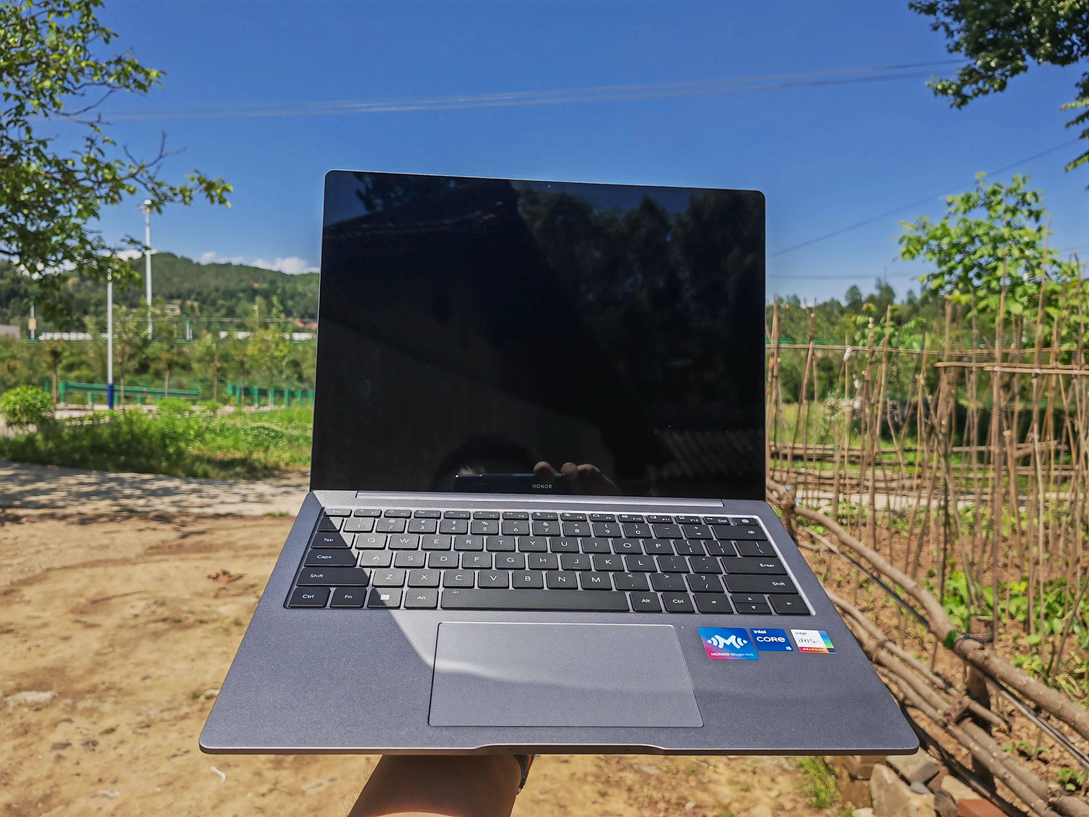 4000元也能"全都要",开学季就看这四款_华为_book_荣耀