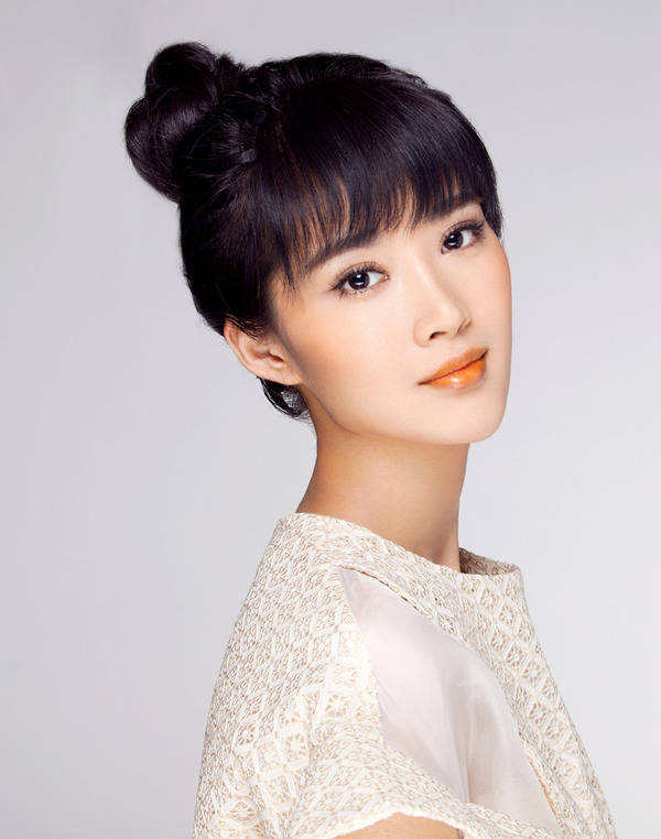 演员奚望:在继父刘之冰的支持下任性离婚,带着女儿的她,怎样了_茹萍