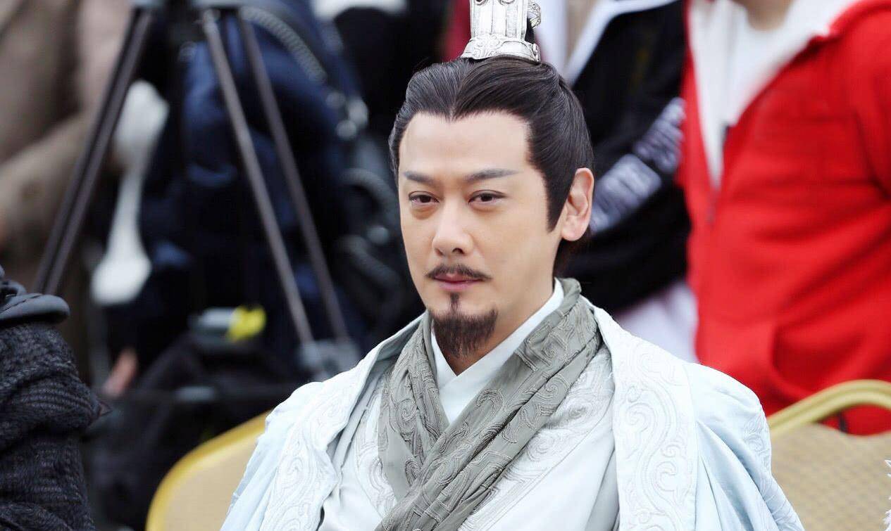 《天龙八部》电视剧照1094年,一直专权的高升泰废掉段正明自立为王