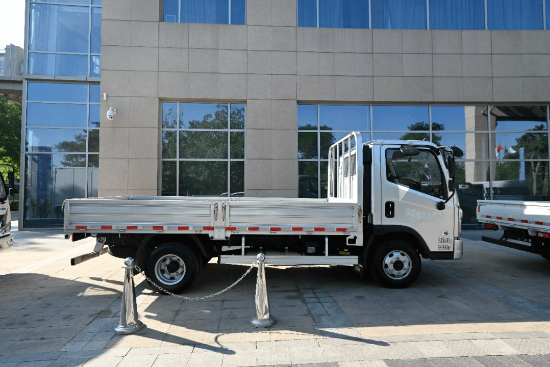 领航m6小八挡最大170马力!