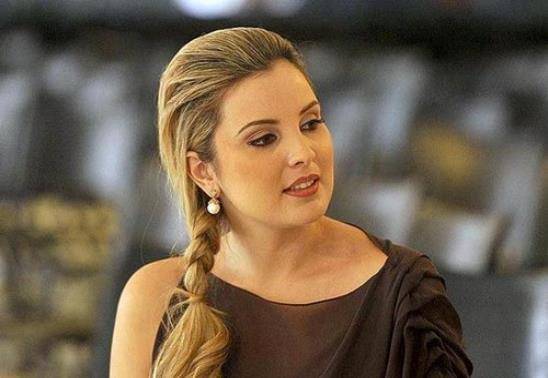 岁总统,带着母亲和妹妹挥霍无度_玛塞拉·特梅尔_米歇尔·梅特尔_丈夫