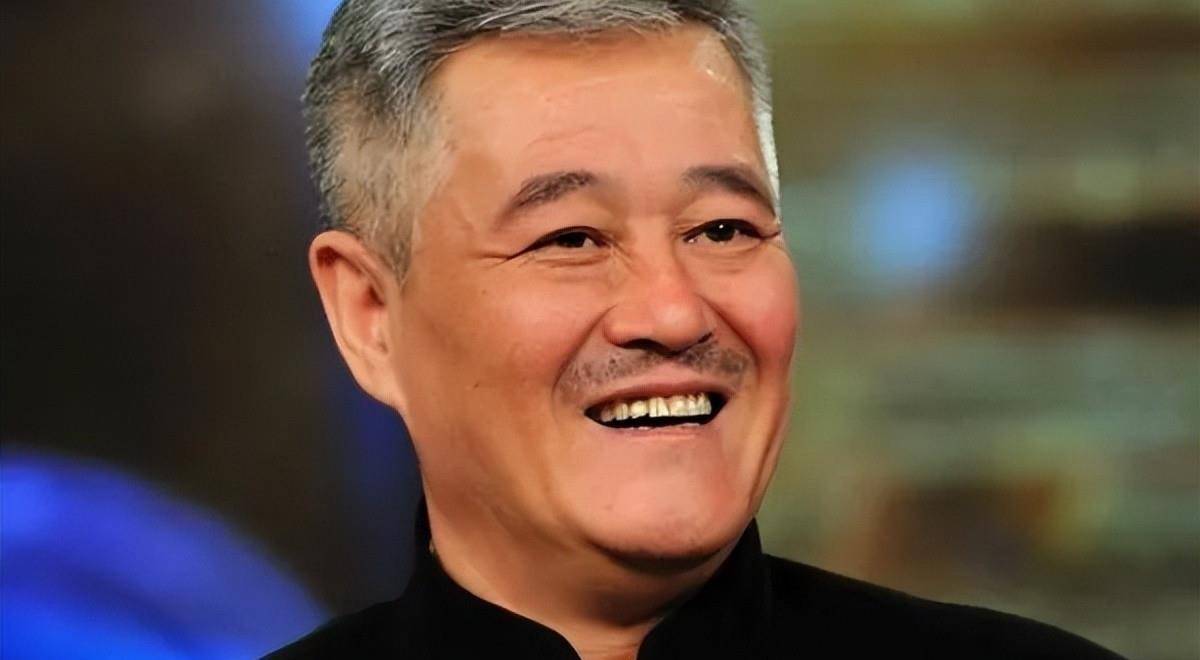 看完《鹊刀门传奇》后,终于明白,范伟和赵大叔为什么陌路了!