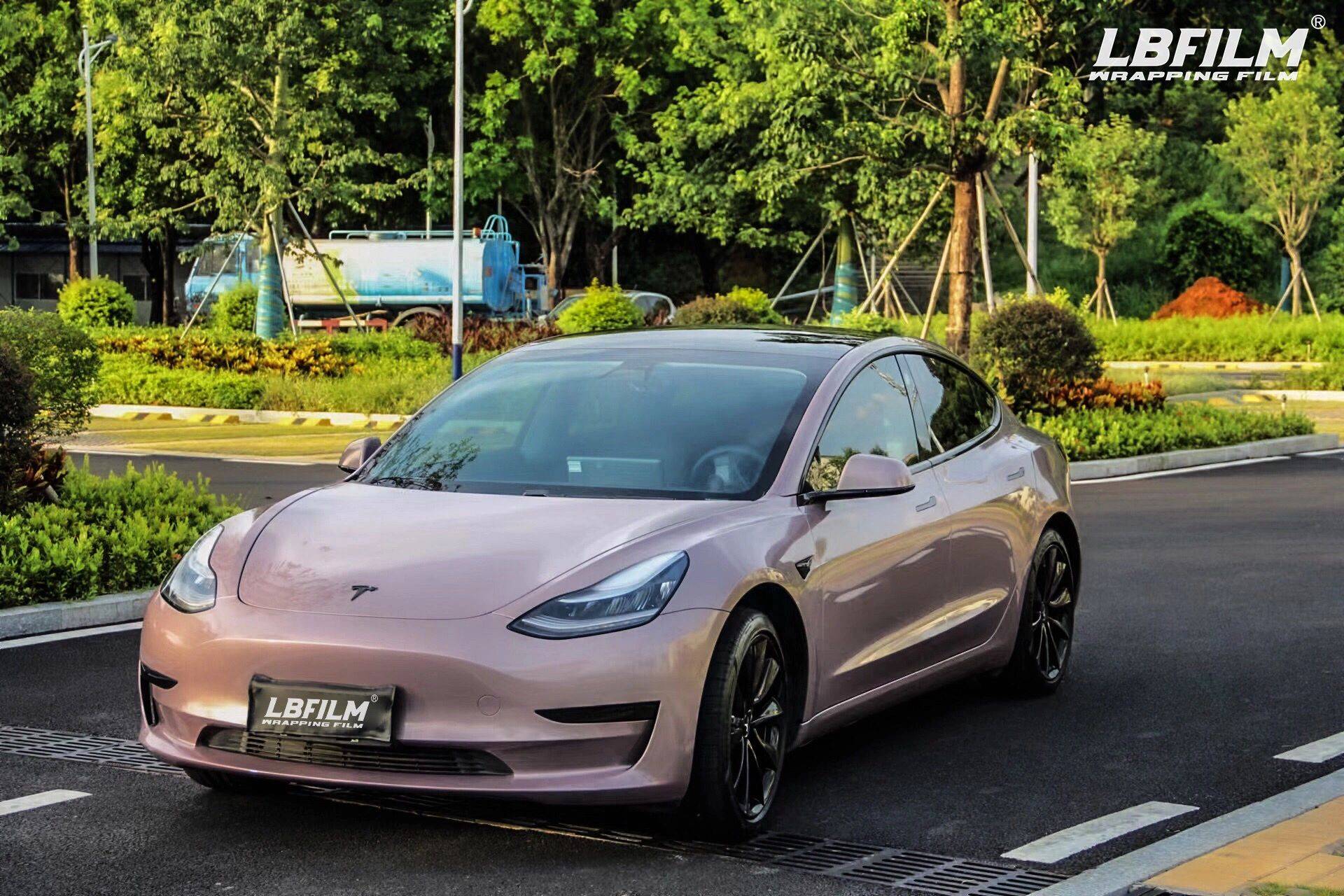 特斯拉lb改色膜冰莓粉,又甜又飒的_女孩_颜色_粉色