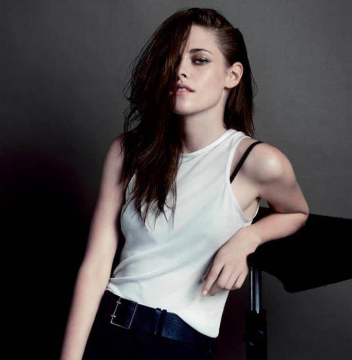 当看到克里斯汀的时尚照,这才是上帝给的身材_生活_女明星_观众