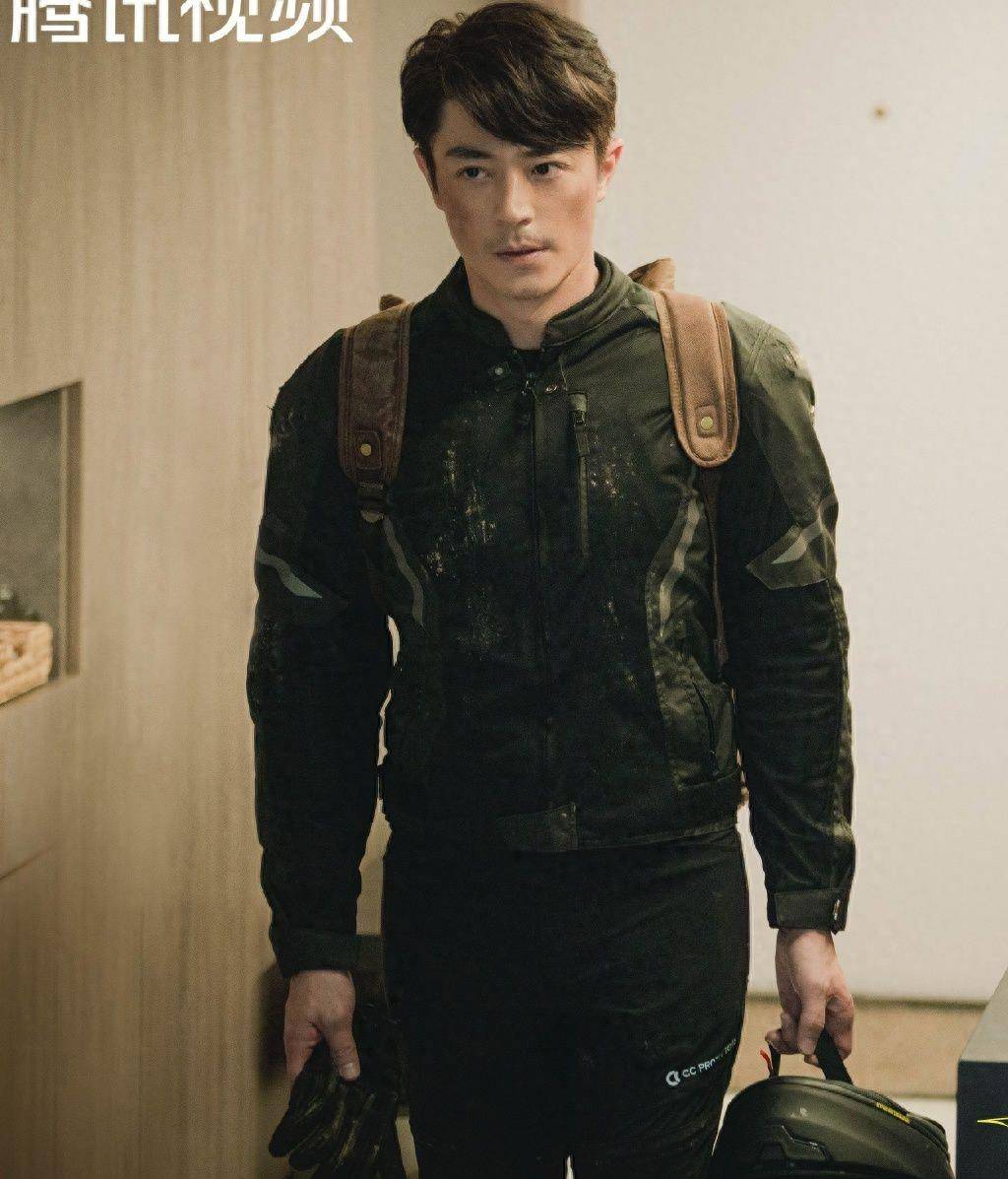 霍建华新剧《玫瑰故事》状态优秀!他的颜值仍然迷人!_角色_演技_魅力