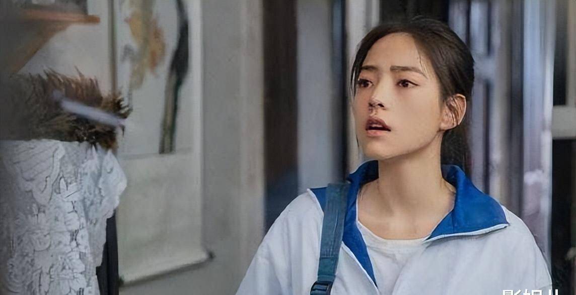 最后,剧组找来了还在读书的大四学生薇薇安,让她出演了青春期时候的苏