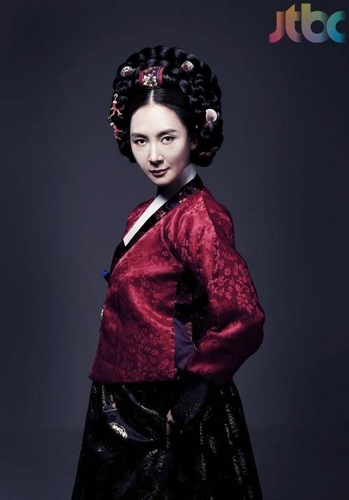 废妃尹氏-灰姑娘的童话故事,恶毒王妃的作死之路_尹起_宫廷_历史