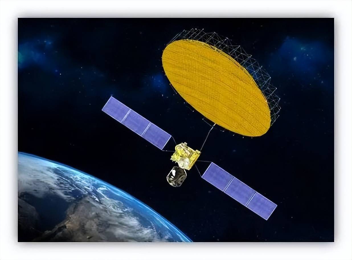 高管回应飞机上打华为卫星电话:遵守飞行安全法规,开启飞行模式_手机