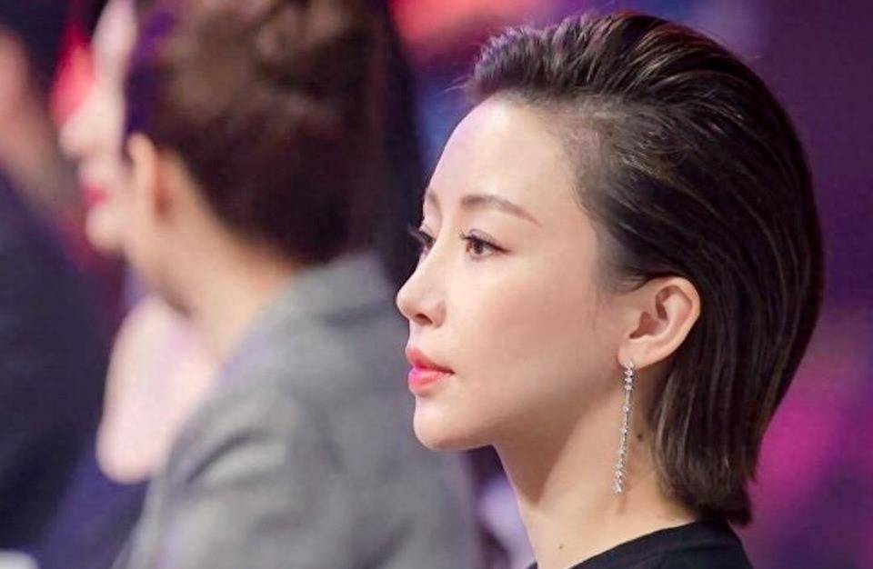 41岁潘晓婷恋情被曝光!