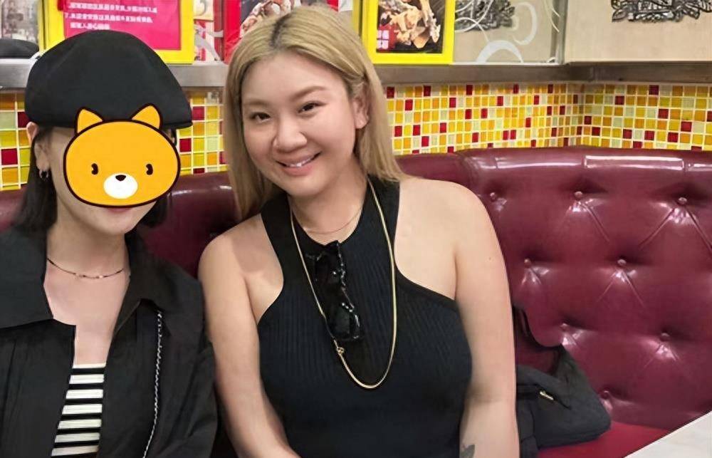 郑欣宜因抑郁症下班4个月后体重暴瘦!