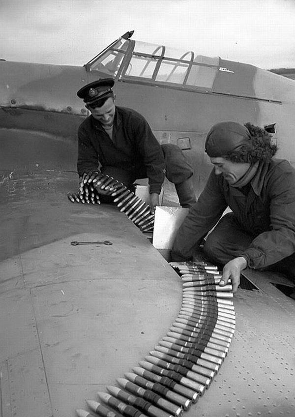 二战库班空战,苏联空军战斗力得到提升,重获南线战场主动权_德军_进攻