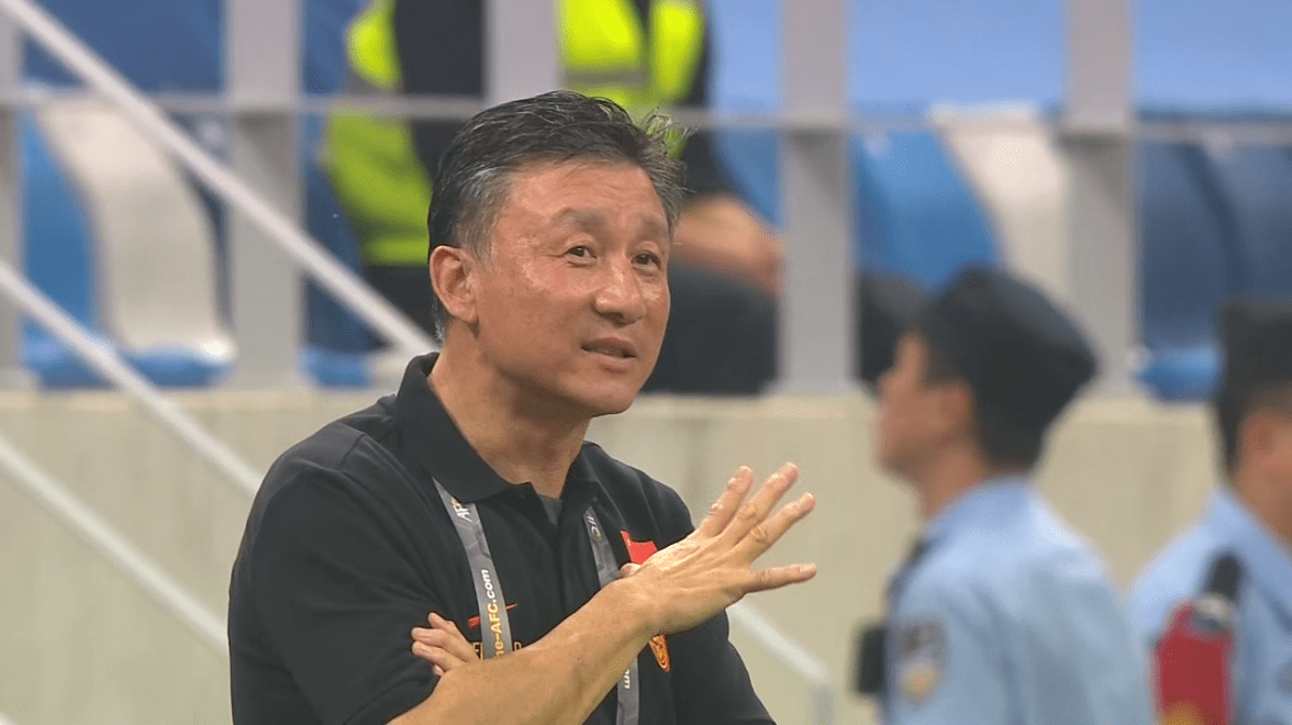 国奥主帅成耀东被质疑,沪媒指出两宗罪_球员_进球_文章