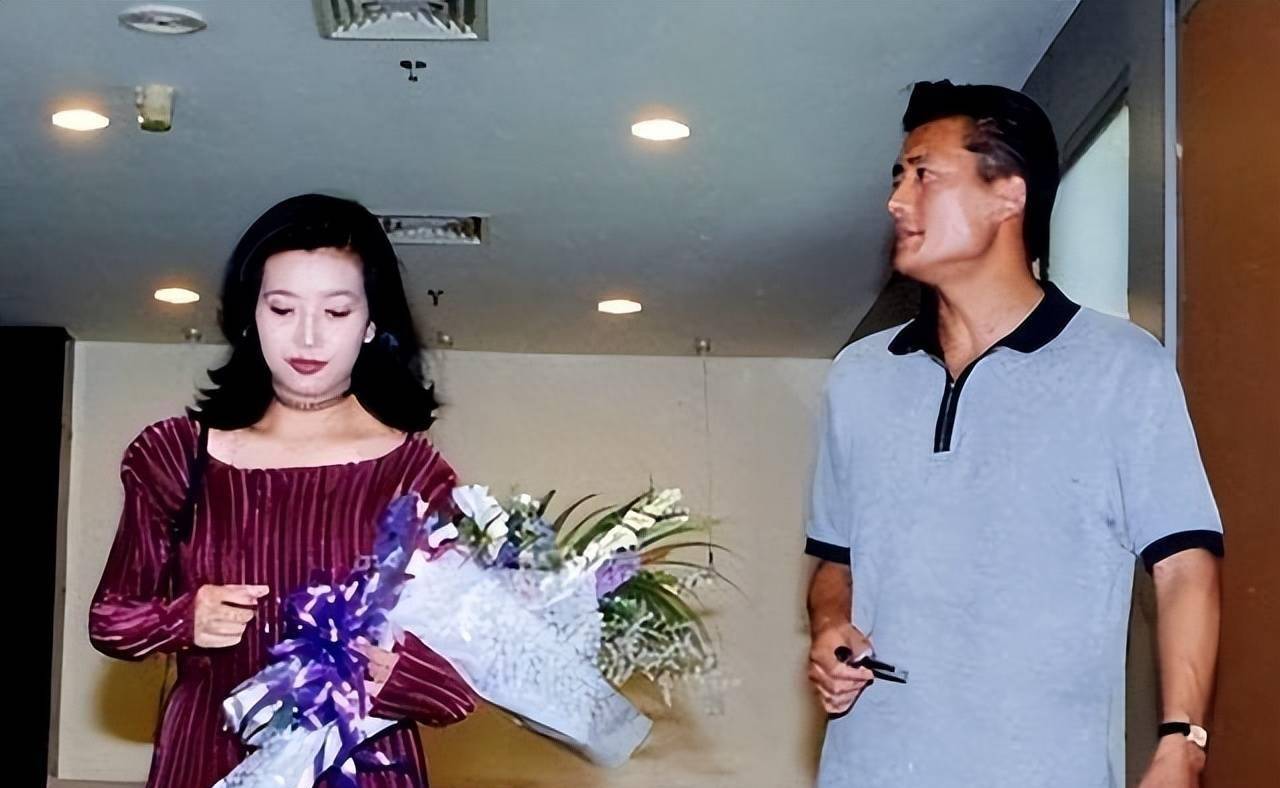 王志文,靳东都娶不到的她,最后为何会嫁给平平无奇的田小洁?