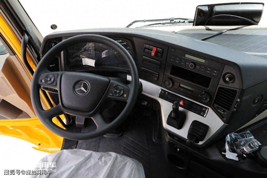 奔驰actros危险品运输牵引车实拍_搜狐汽车_搜狐网