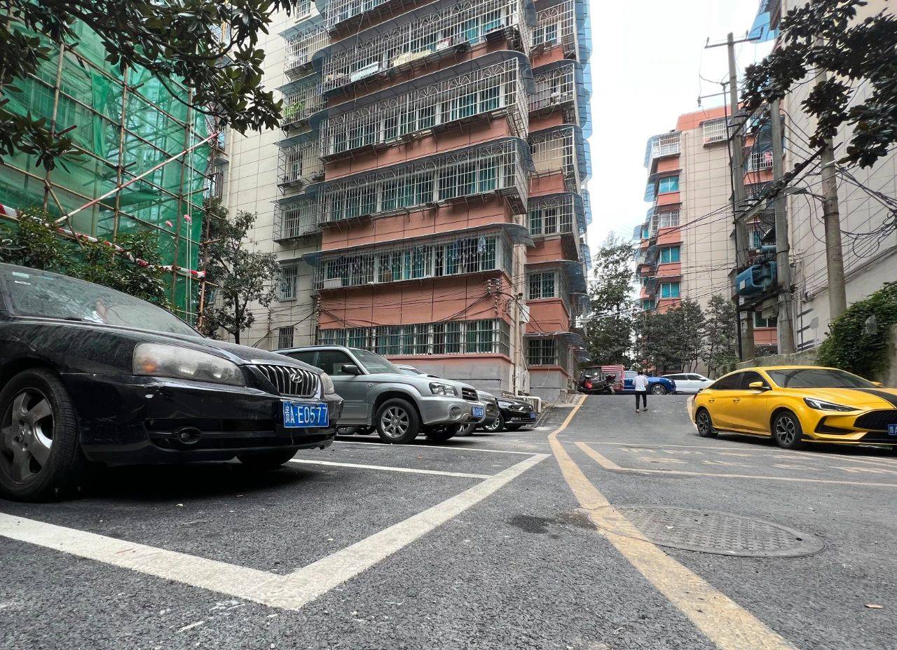 云岩区沙河花园三期棚户区综合治理项目稳步推进中_改造_小区_单元楼