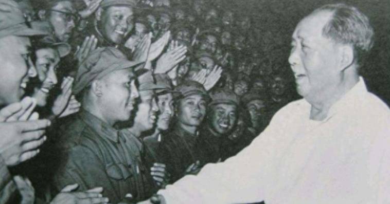 1973年，毛主席对调八大军区的司令员是为什么？邓小平：主席厉害