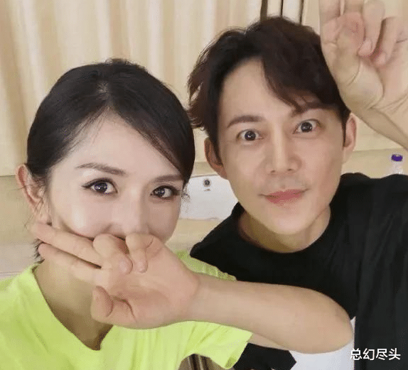 戴军作为16年的好友和搭档,一毛钱红包都不给_何炅跟_夫妻_曾毅