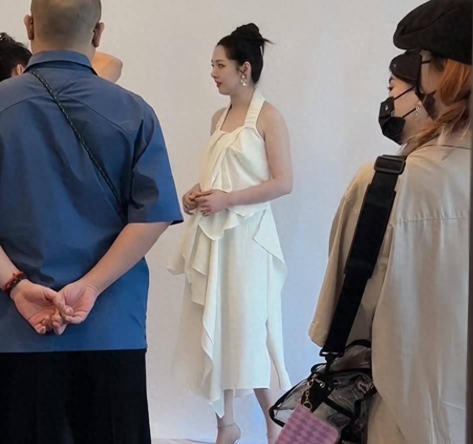 郭碧婷的体重增加成为人们关注的焦点.