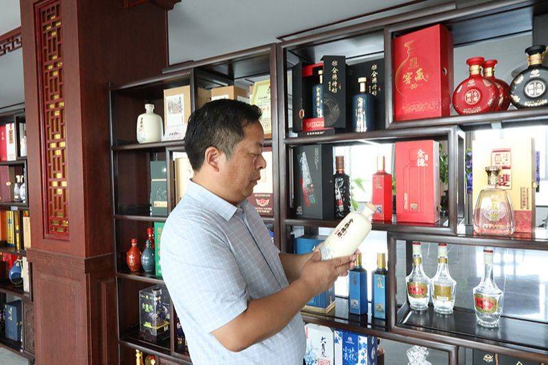 今天我出镜丨江苏双沟酿酒厂董事长陈建好:酿酒思"源" 传承至善_企业