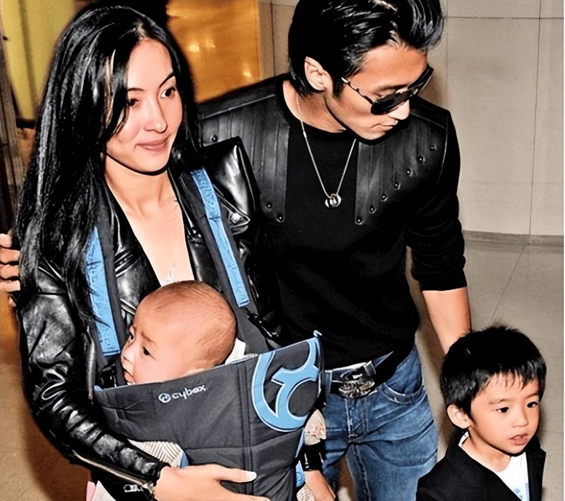 张柏芝离婚后首露面!面容憔悴传遭家暴,前老公谢霆锋现身超开心