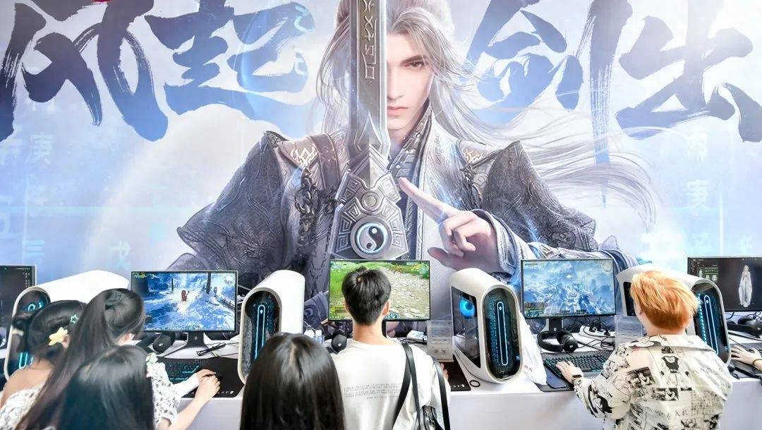 欢乐谷集团暑期成绩斐然，背后有何秘诀？，欢乐谷集团暑期经营：创新与跨界的双重奏