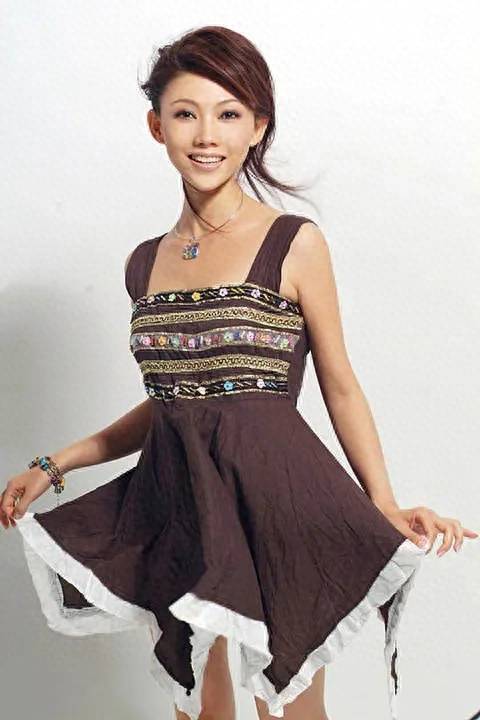 本以为息影退圈,其实突遭车祸高位截瘫身亡_聂鑫_杜淳_父母