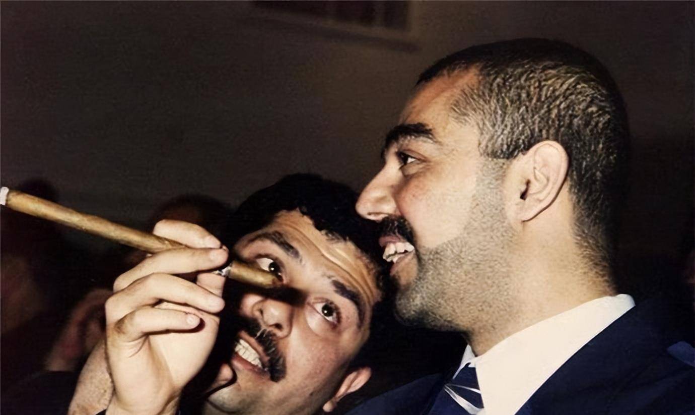 长子乌代:用活人喂宠物,用美元点香烟,结局如何?_萨达姆_伊拉克_时候