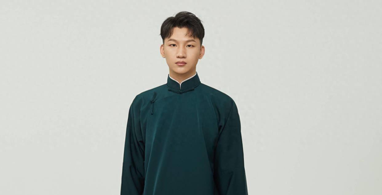 刘筱亭初次见到岳云鹏时,被岳云鹏嫌弃太黑了,二哥不记仇_师叔_节目