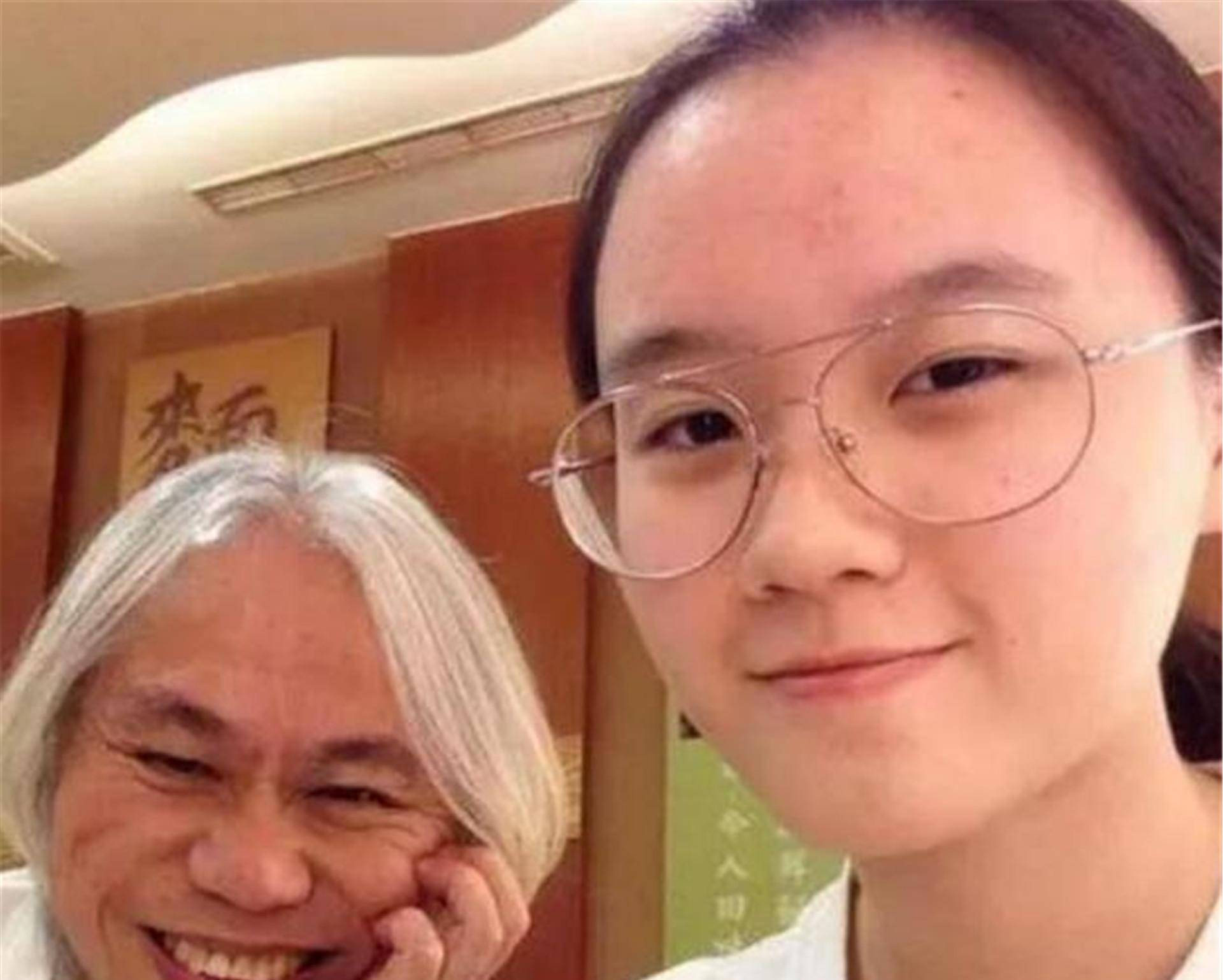 还记得台湾省的那对爷孙恋吗?