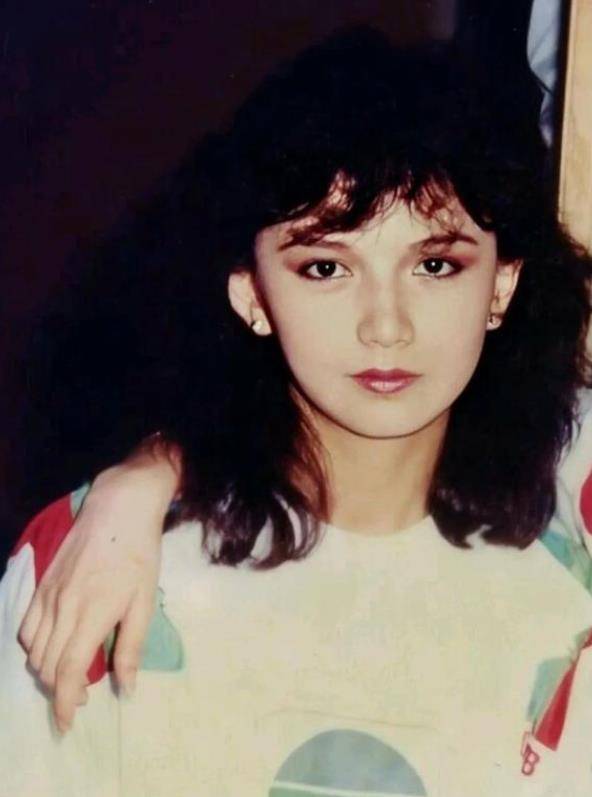 任性曾华倩:直言她自己甩了梁朝伟,嫁富豪6年被"请出"家门_林肇基