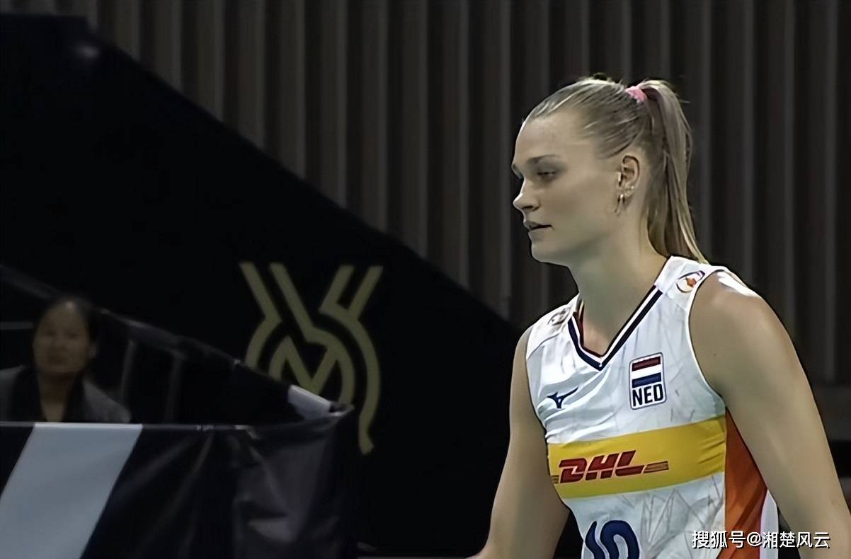 奥资赛荷兰女排横扫捷克队,保留希望,小组混战,对中国女排有利_进攻