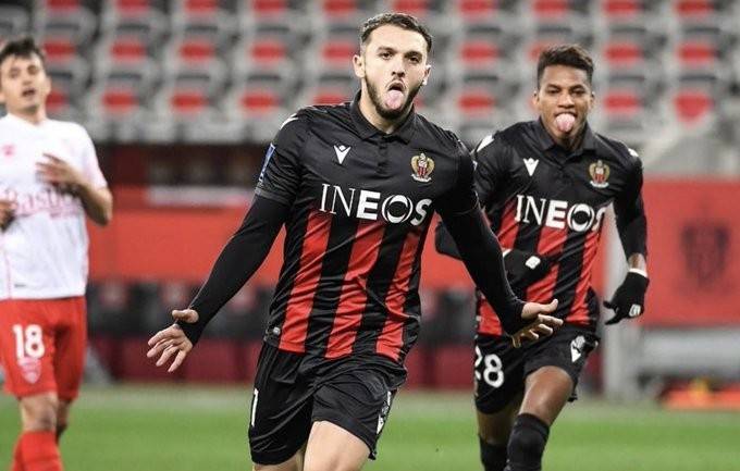 尼斯前锋暴怒_比赛_日耳曼_行为