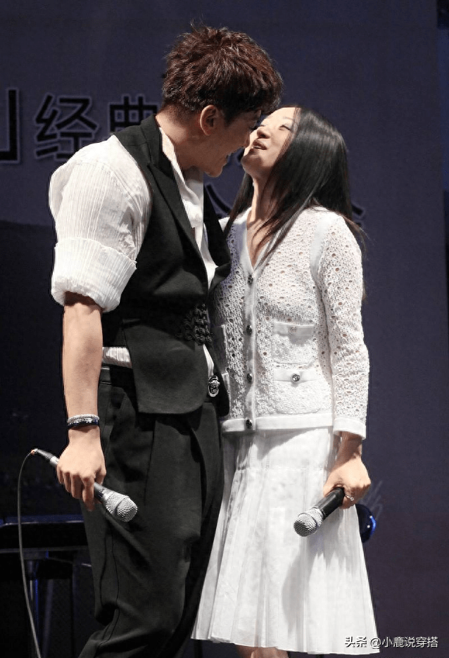 毛宁同框杨钰莹!昔日金童玉女状态大不同!_魅力_女性_白色