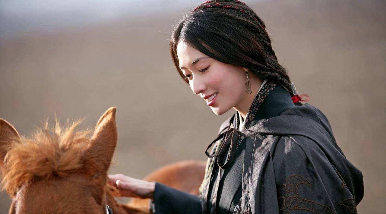 超级狠人诸葛亮,老婆是古代四大丑女之一?_黄月英_孔明先生_史书