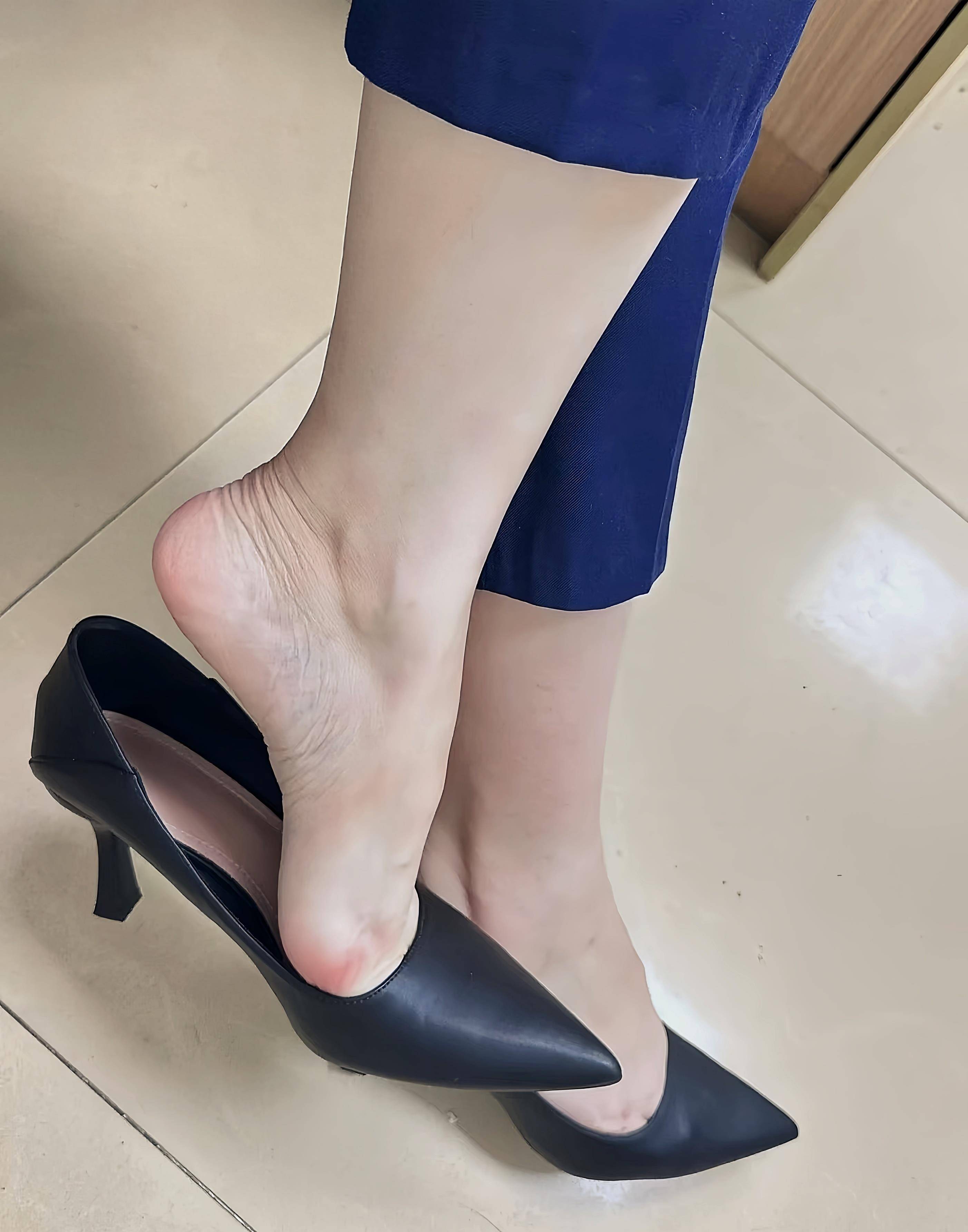 秀脚丫,有些人准备展示它,有些人准备欣赏它,这就是最好的_网络_图片