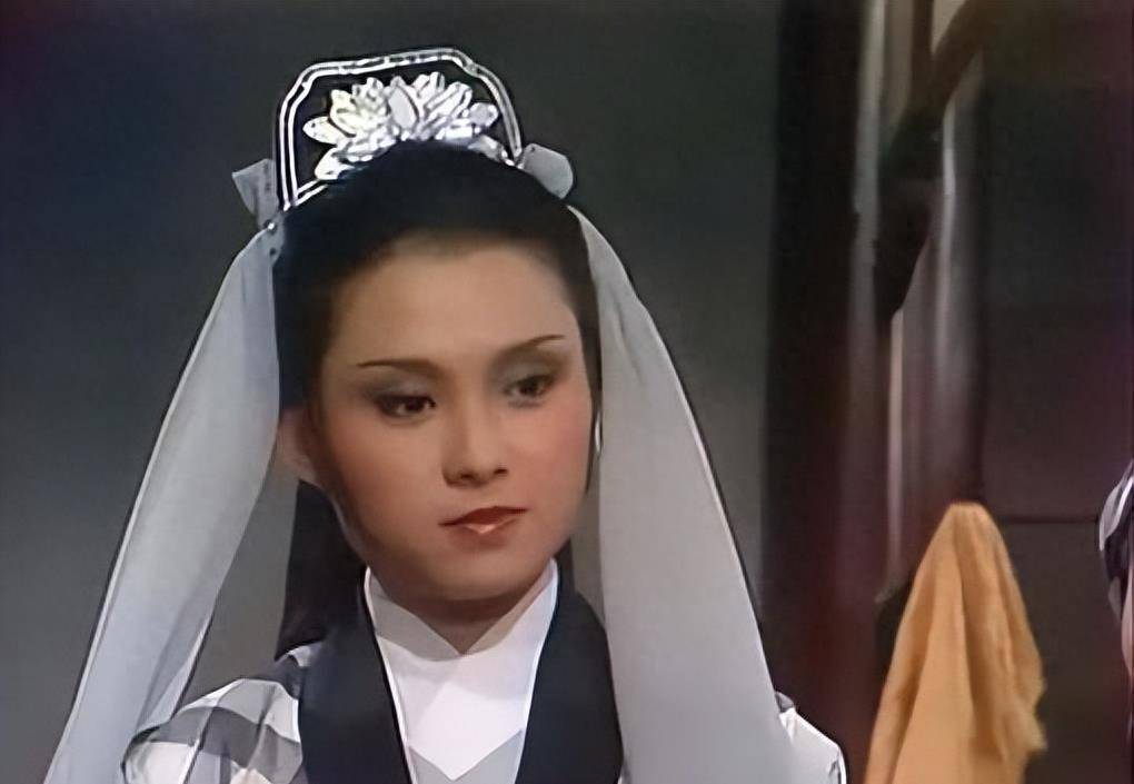 我们从张敏婷版李莫愁开始吧,这版出自1976年香港佳视剧集《神雕侠侣