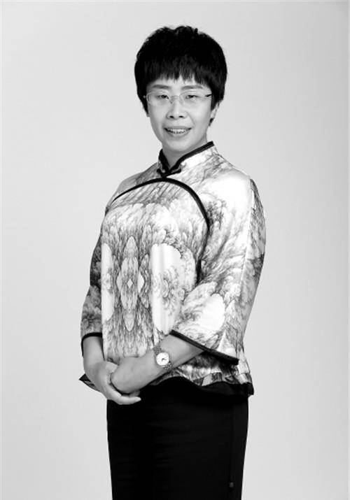 45岁不婚,却坚持追寻白头偕老的婚姻,蒙曼老师有理性的女权主义_女性