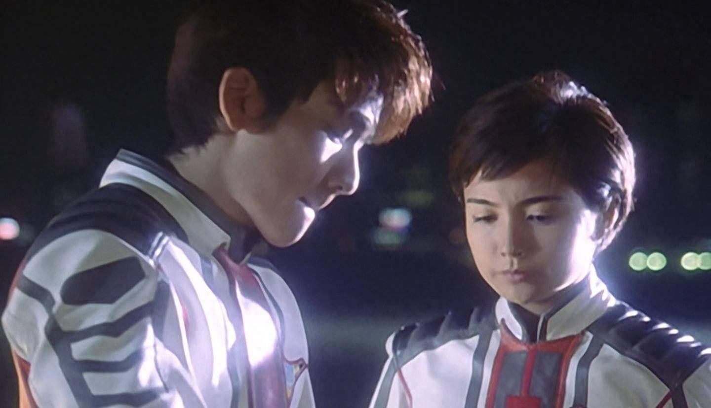 为艺术贡献的女星:《迪迦奥特曼》丽娜队员-吉本多香美_作品_角色