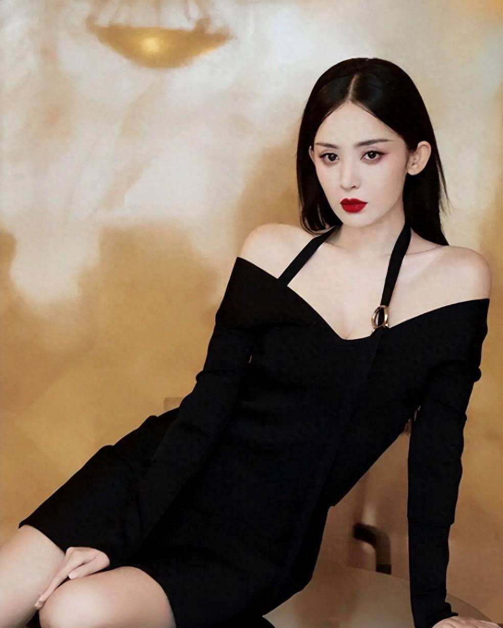 "浪漫玉女"古力娜扎秘史:美空出身不俗,地位稳固,但人品堪忧_照片