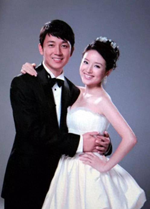 可在他身边仍然有人力挺她,这个人就是陈坤,董洁复出的时候,也是陈坤