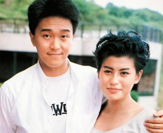 老人:自她离开后,周星驰再无黑发_罗慧娟_电影_搭档