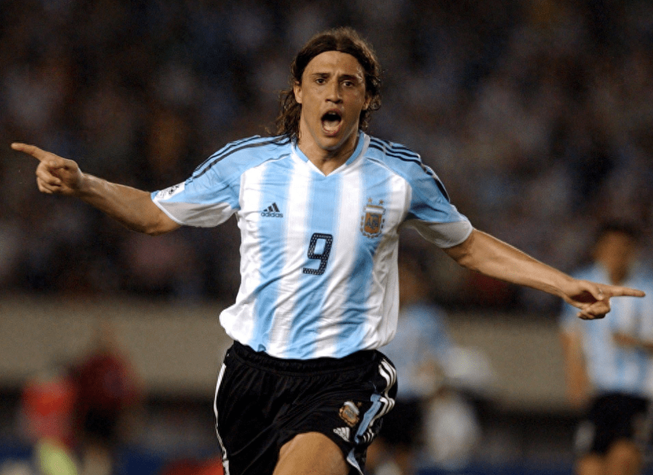 世界足坛的那些无对抗受伤:大罗领衔,梅西在列,巴蒂痛失冠军_内斯塔