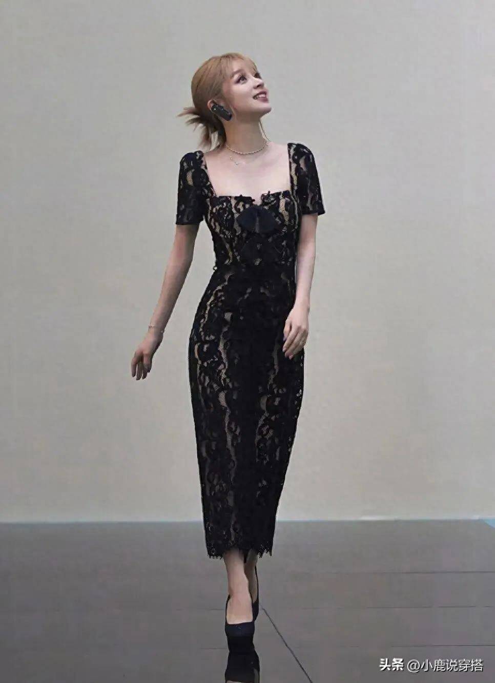 152身高穿低胸蕾丝裙仍不失甜美_休闲_女性_黑色