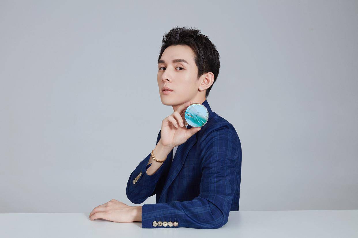 花西子创始人送1万份眉笔,这是真心回馈还是炒作?_活动_消费者_营销