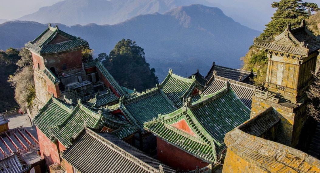 大岳太和宫:登顶天柱峰,领略武当山最高胜境