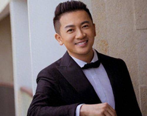 苏有朋质问:凭什么柳红的片酬都比我多,琼瑶的回答让他羞愧不已_因为