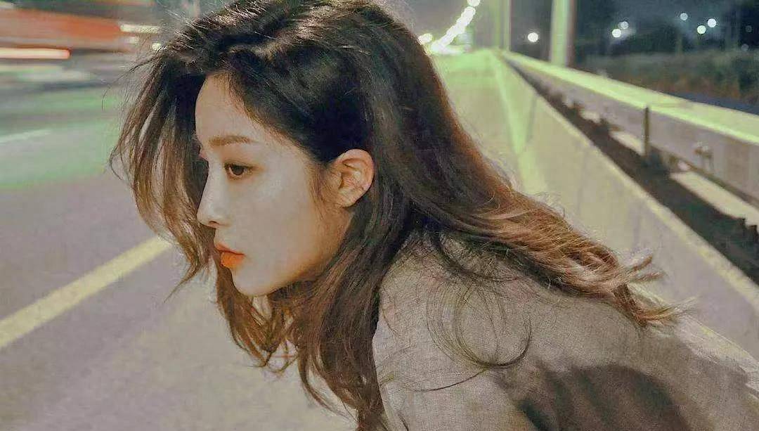 单从颜值来看,喻言可以算是the9的门面担当_高音_显得_实力