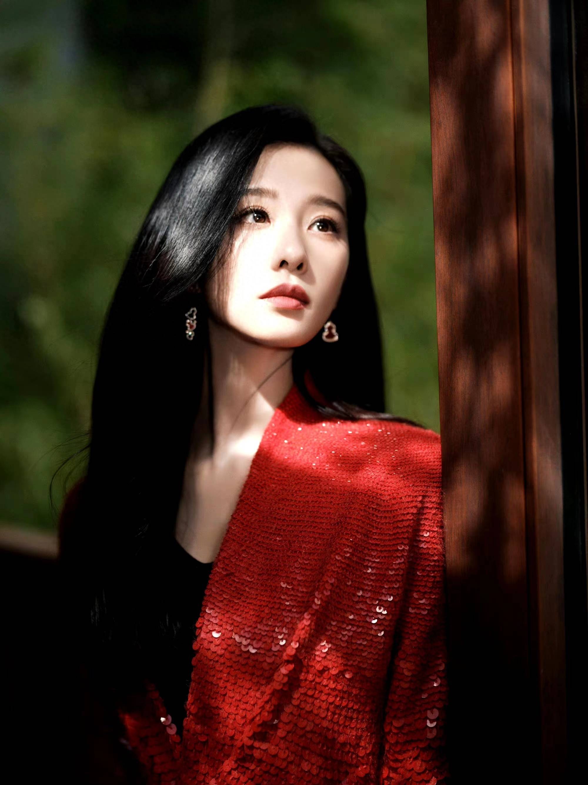 刘诗诗今天赢麻了!