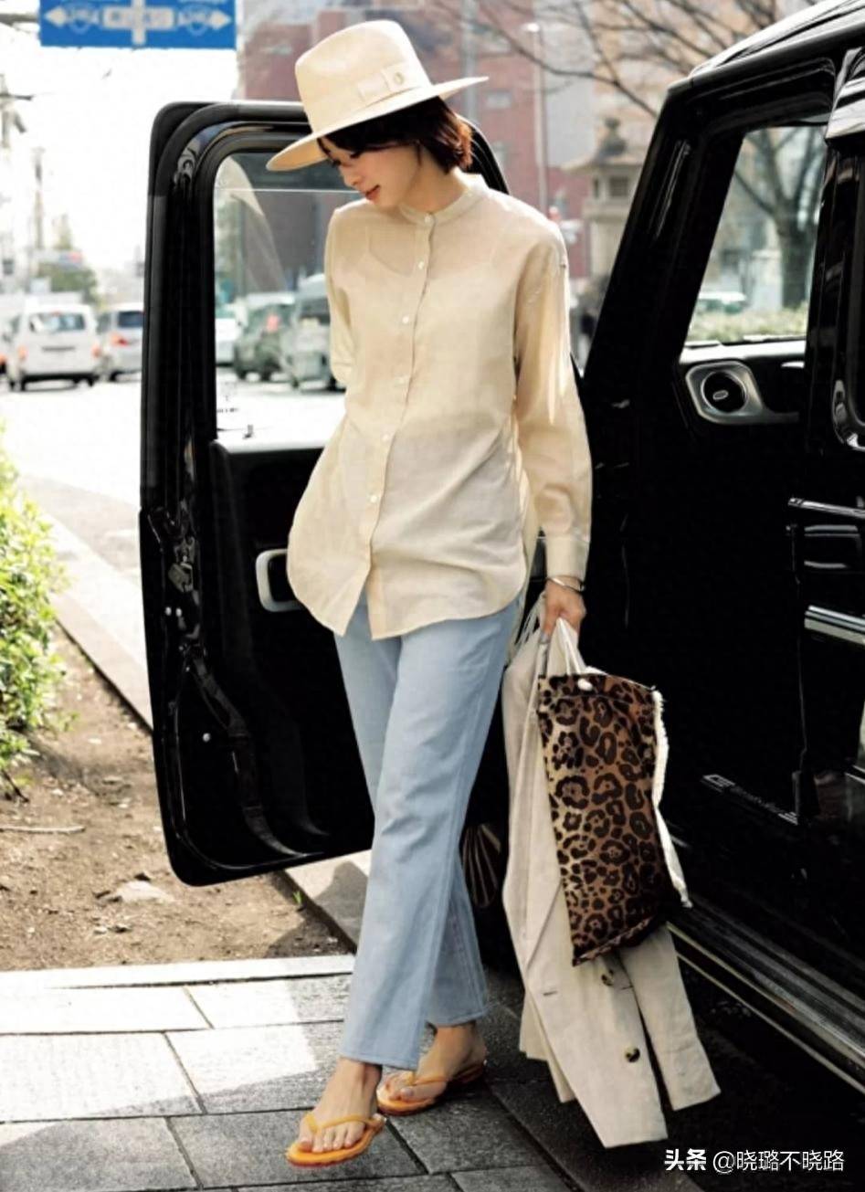 4,50岁的女人别着急扮老,装嫩,瞧日本主妇这样穿,多减龄洋气_线条